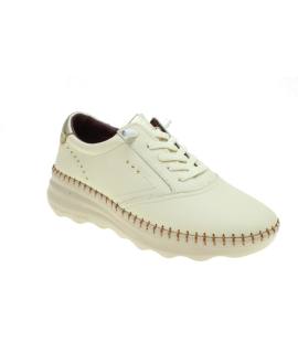 Sneakers con cosido combinado y detalles metalzados