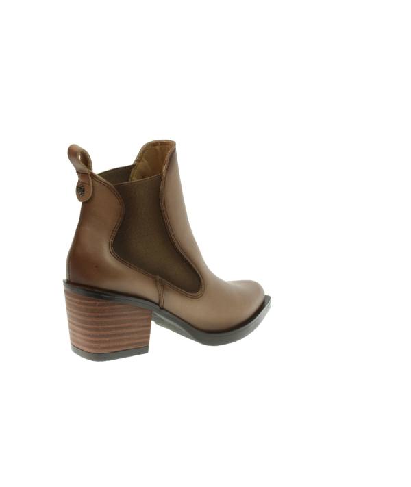 Botin cowboy con ajuste de elasticos laterales