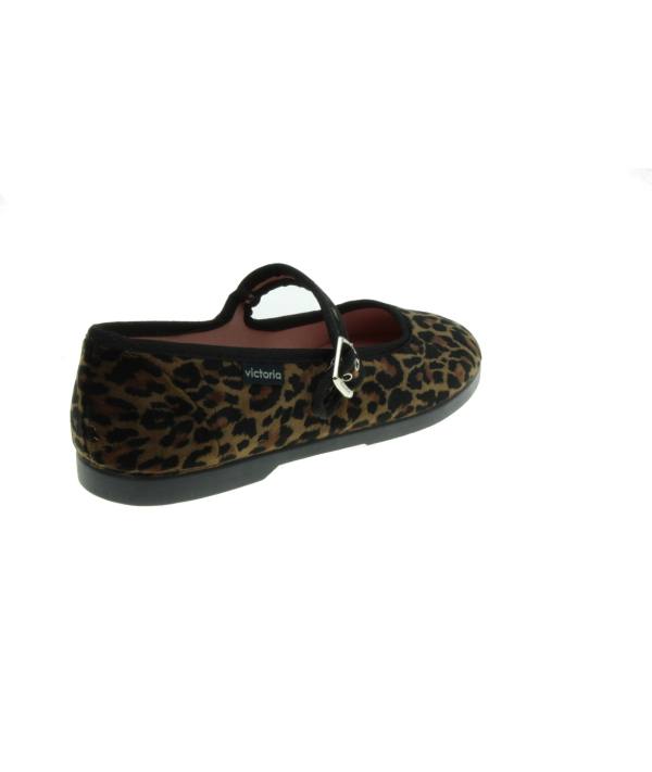 Mercedes en animal print leopardo supercomodos